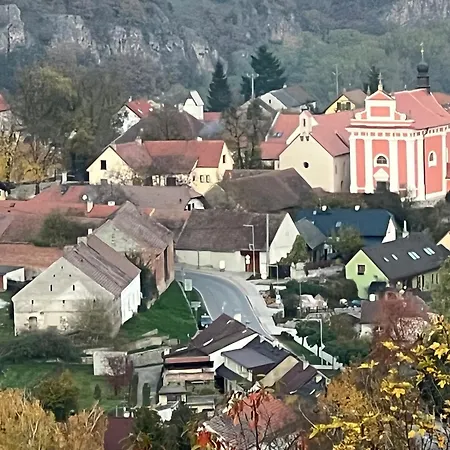 Country Chez Nous U Nas بيت للعطل